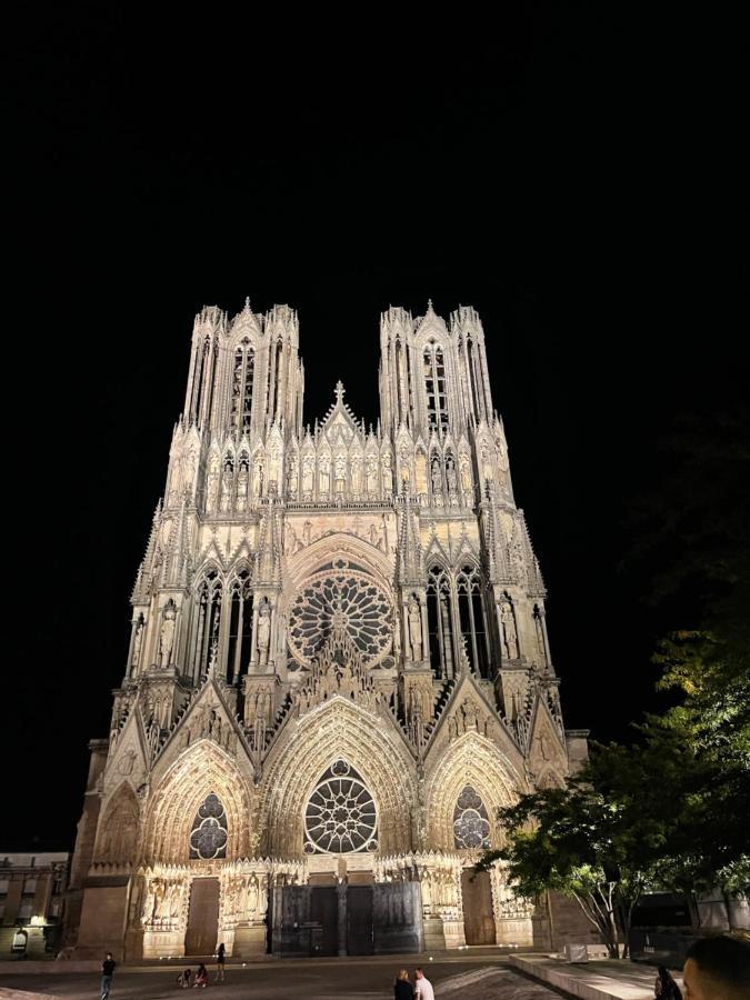 Appartamento L’Effervescent Reims Esterno foto